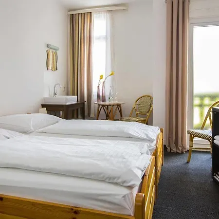 Hotel Restaurant Glemseck 2*